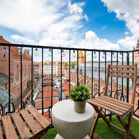 Stunning Apartment With Balcony 格但斯克 外观 照片